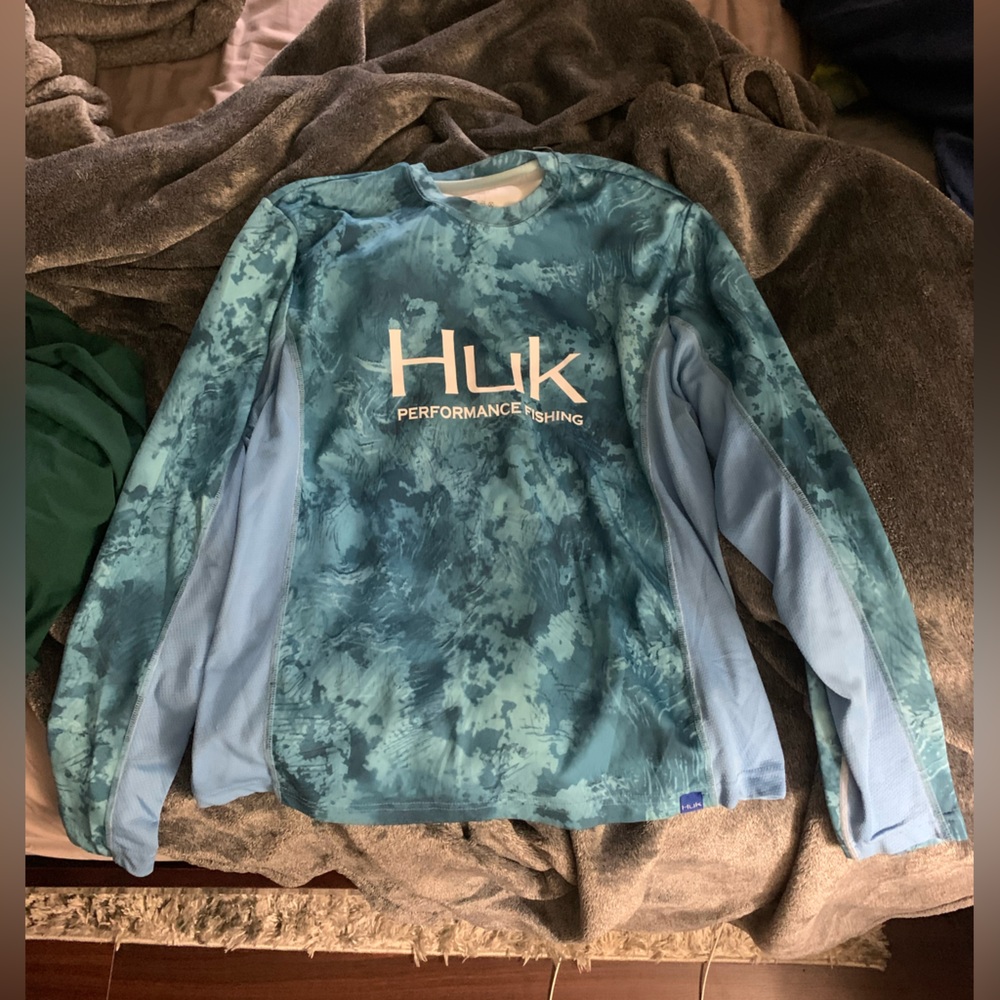 Huk performance fishing shirt